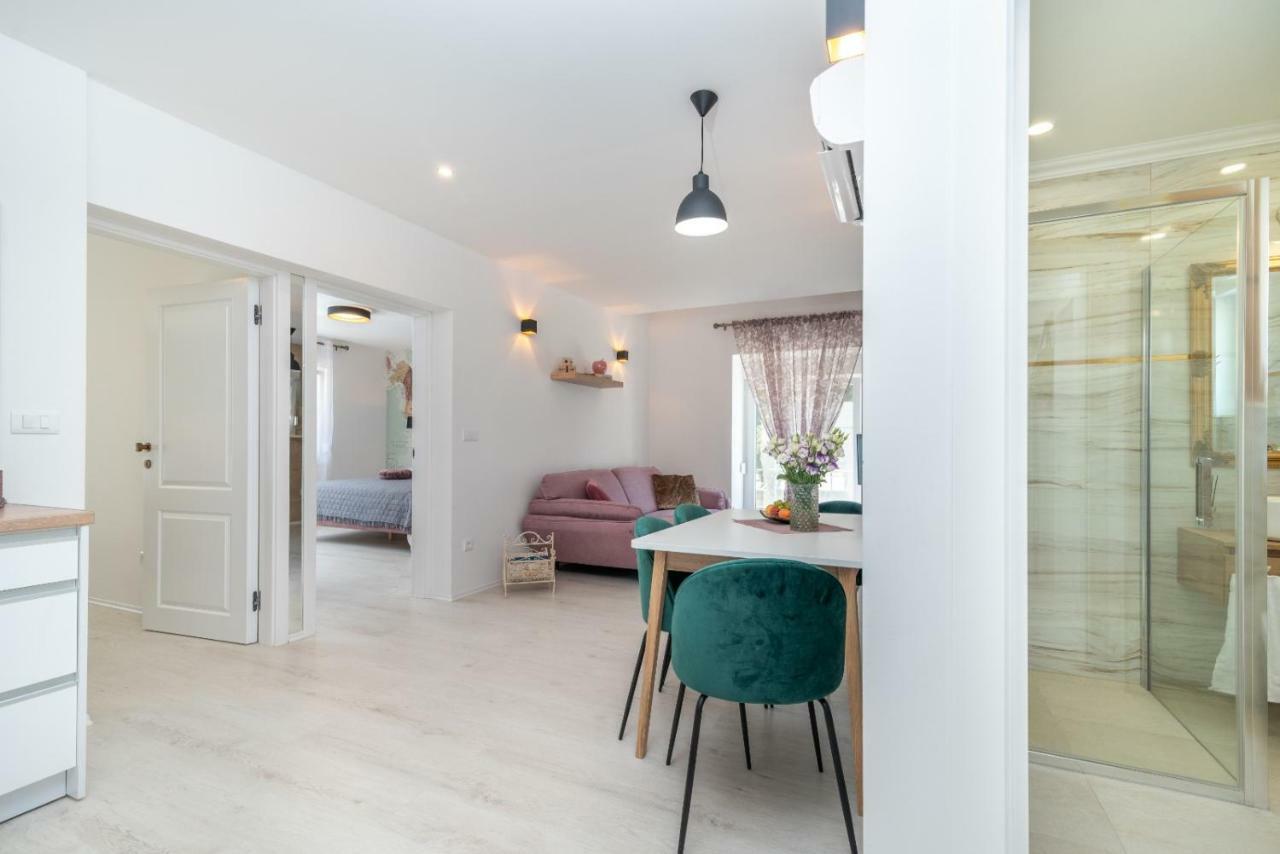 Apartment Aron Trogir Ngoại thất bức ảnh